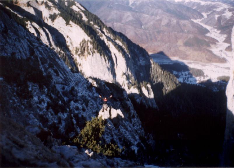 Image 21 of 25  -  189 kB